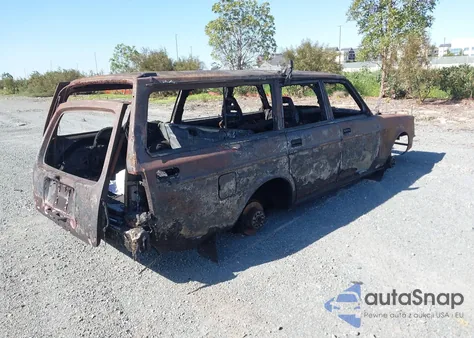 1984 Volvo 245 Dl/Gl z USA, uszkodzony, nr VIN YV1AX8858E1518884